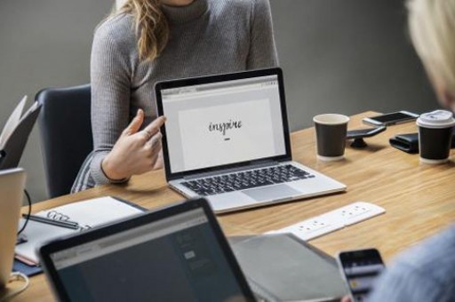《Office 2019高效办公三合一从入门到精通 : 视频自学版》 —3.8实战演练—设置并规范合同格式
